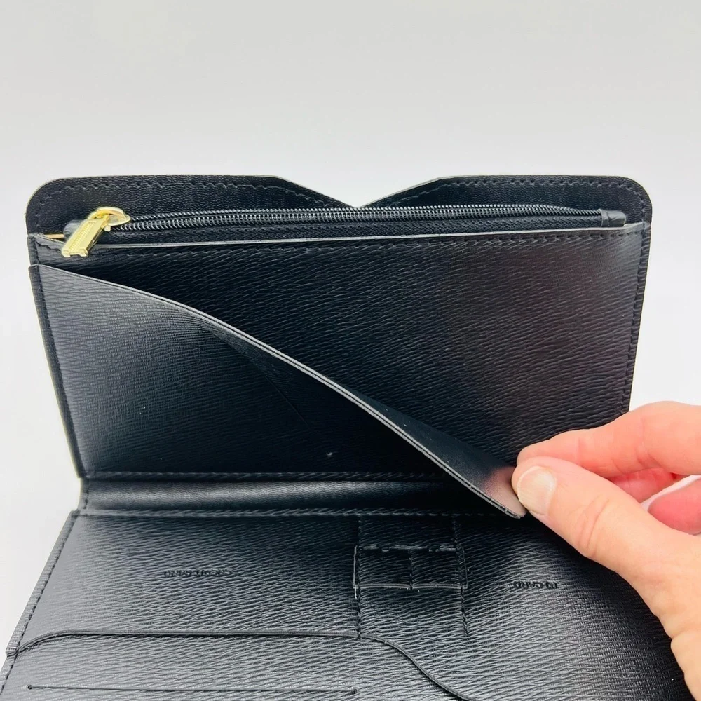 KROSSLON BLACK TRAVEL WRISTLET/WALLET